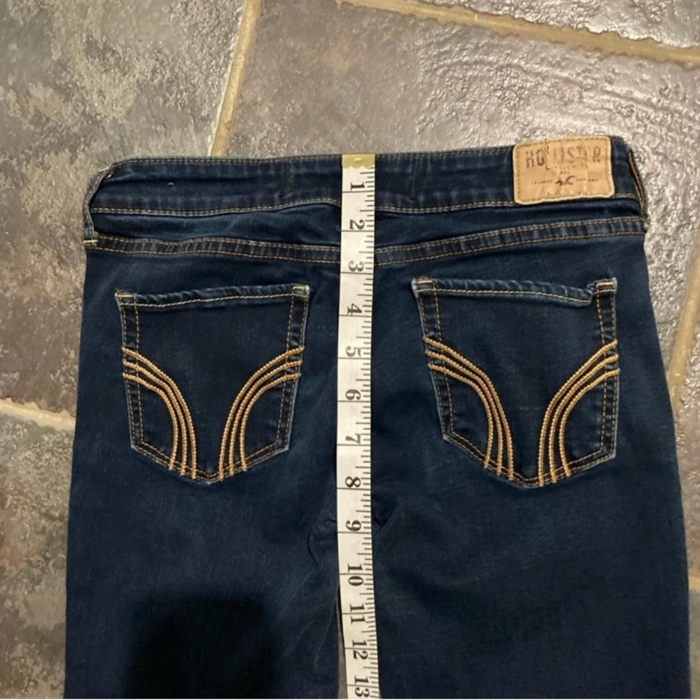 Hollister Dark Indigo Low Rise Straight Leg Jeans. Size w26 L 31.. size 3 - Picture 6 of 10